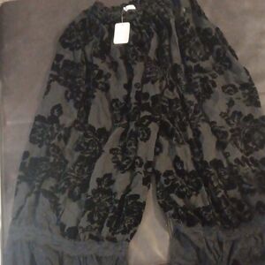 Free People Elegant Black Floral Women's Pants
